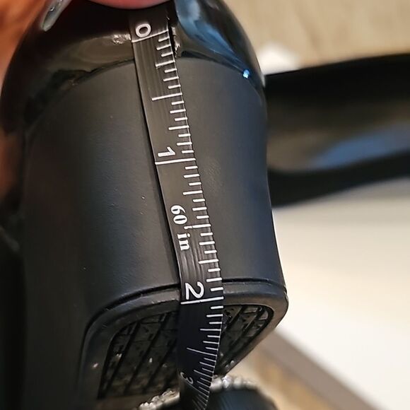 Black pumps size 7.5 NWOT - Picture 7 of 9